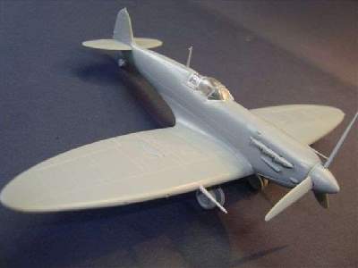 Supermarine Spitfire Mk.Vb Early - zdjęcie 3