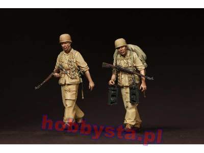 Fallschirmjäger - Brigade Ramcke. El Alamein, August 1942 (2 Fig - zdjęcie 1