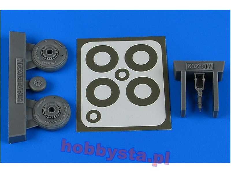 Macchi Mc.202 - early wheels & paint masks - zdjęcie 1 Macchi Mc.202 - early wheels & paint masks - zdjęcie 1