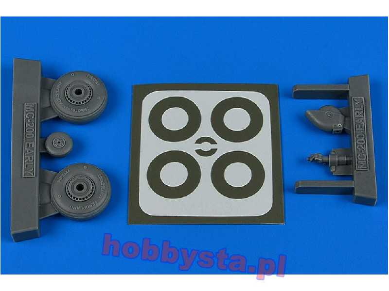 Macchi Mc.200 - early wheels & paint masks - zdjęcie 1 Macchi Mc.200 - early wheels & paint masks - zdjęcie 1