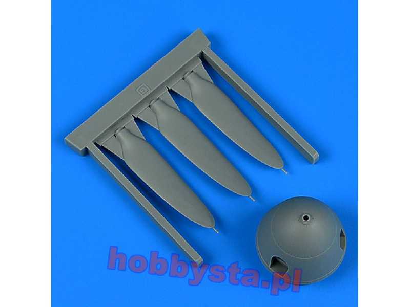 Bf 109G propeller - zdjęcie 1 Bf 109G propeller - zdjęcie 1
