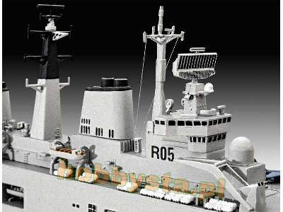 HMS Invincible - Wojna o Falklandy-Malwiny - zestaw podarunkowy - zdjęcie 3