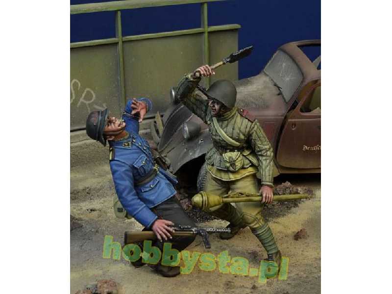 "hand Fight", Berlin 1945 - zdjęcie 1 "hand Fight", Berlin 1945 - zdjęcie 1