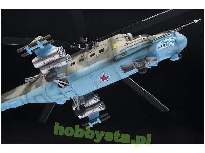 MI-24P - sowiecki ciężki śmigłowiec bojowy - zdjęcie 6