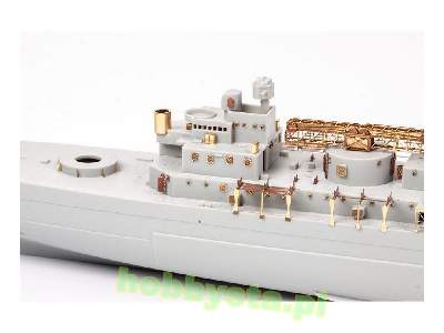 HMS York 1/350 - Trumpeter - zdjęcie 11