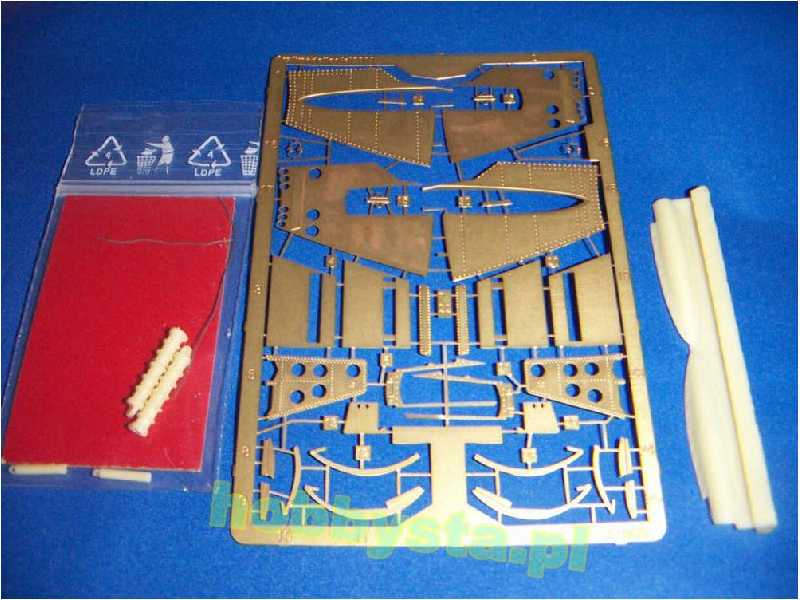 Mikoyan Mig-17 Air Brake Resin And Etched (Designed To Be Assemb - zdjęcie 1