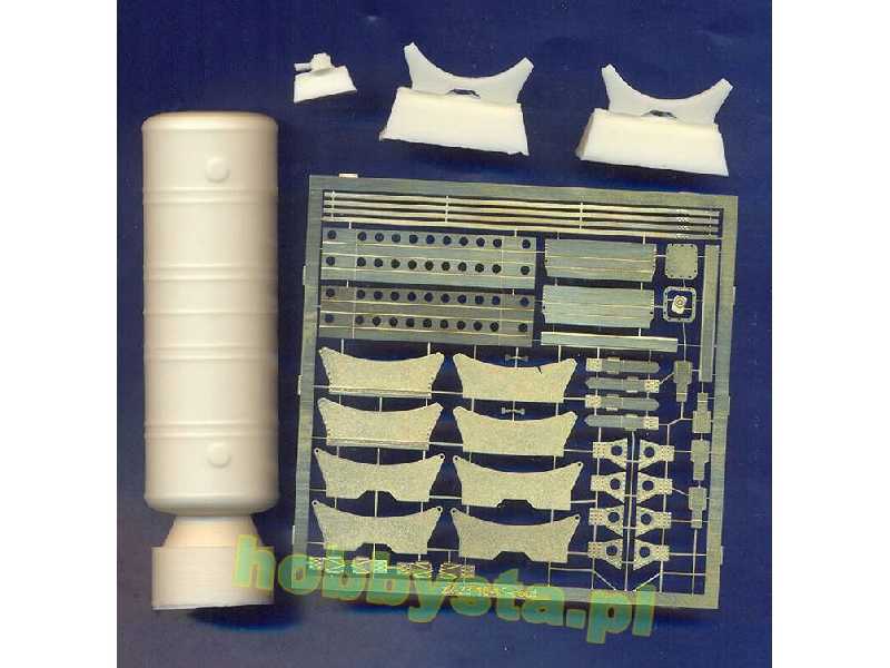 Mi-8/17 External Tank (Designed To Be Used With Trumpeter Kits) - zdjęcie 1 Mi-8/17 External Tank (Designed To Be Used With Trumpeter Kits) - zdjęcie 1