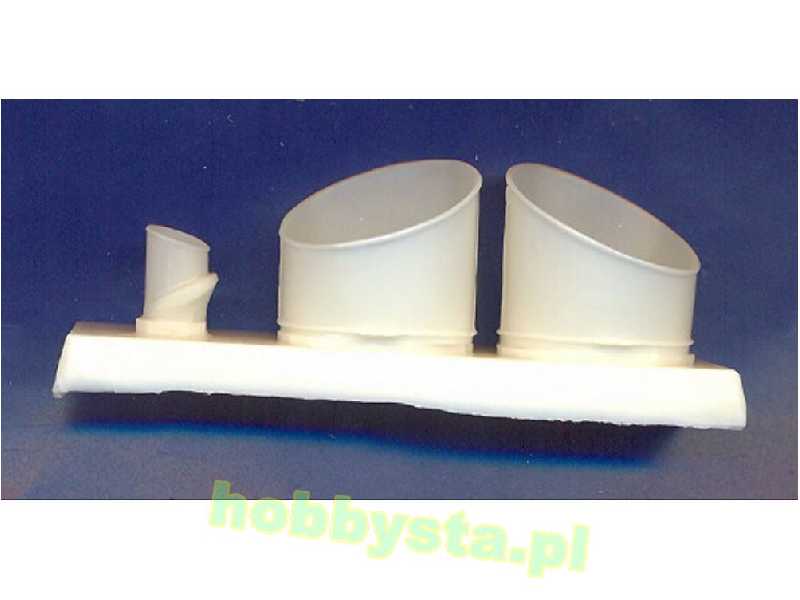 Mil Mi-17 Engine Nozzles (Designed To Be Used With Trumpeter Kit - zdjęcie 1 Mil Mi-17 Engine Nozzles (Designed To Be Used With Trumpeter Kit - zdjęcie 1