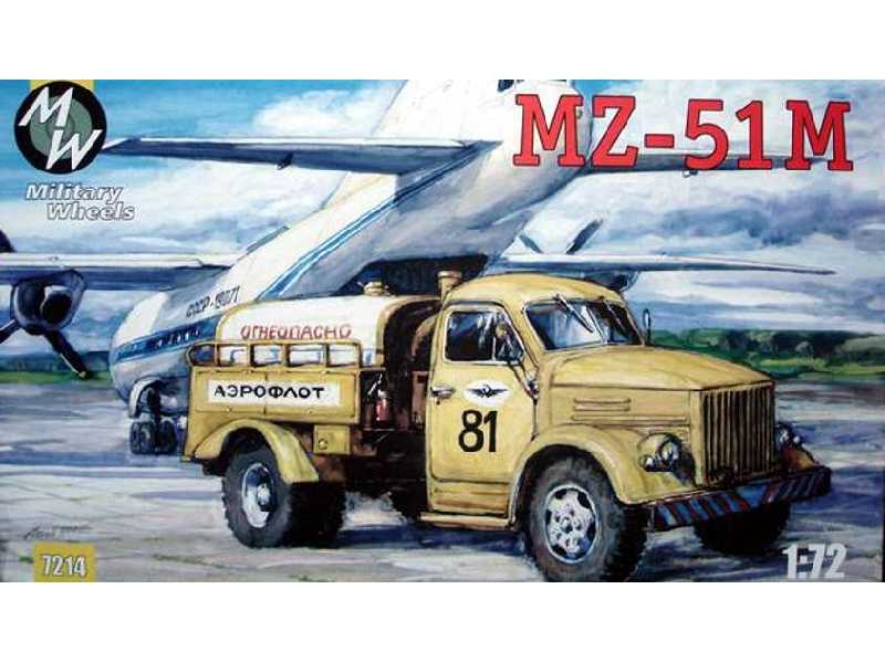 Sowiecka ciężarówka cysterna MZ-51M - zdjęcie 1 Sowiecka ciężarówka cysterna MZ-51M - zdjęcie 1