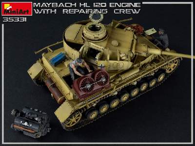 Silnik Maybach Hl 120 do Panzer III/IV z ekipą naprawczą - zdjęcie 15