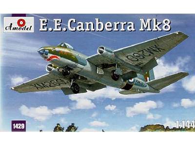 EE Canberra Mk8 - zdjęcie 1
