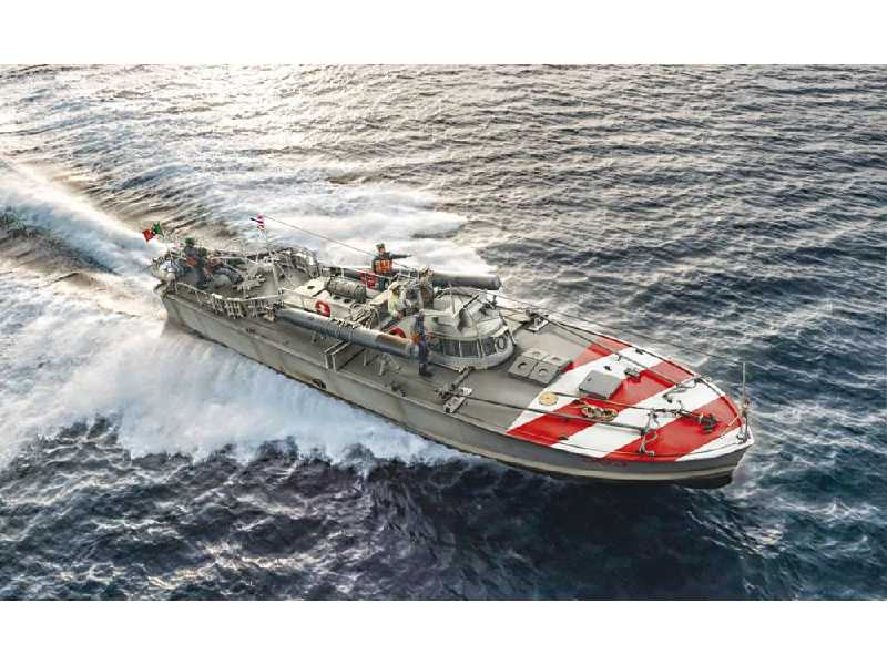 Kuter torpedowy M.A.S. 563/568 z załogą - zdjęcie 1 Kuter torpedowy M.A.S. 563/568 z załogą - zdjęcie 1