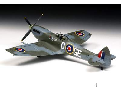Supermarine Spitfire Mk.XVIe - zdjęcie 2