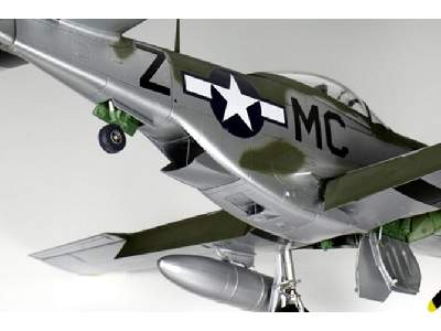 North American P-51D Mustang - zdjęcie 10