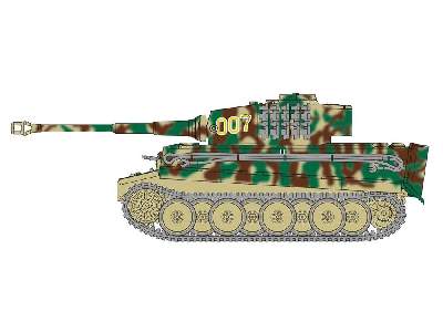 Classic Conflict Tiger 1 vs Sherman Firefly - zestaw podarunkowy - zdjęcie 4