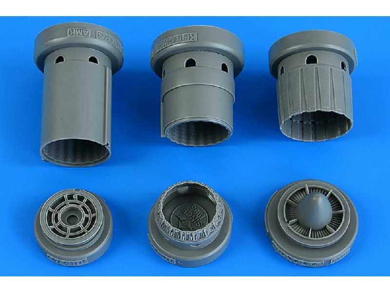 Kfir C2/C7/F-21 exhaust nozzle - zdjęcie 1 Kfir C2/C7/F-21 exhaust nozzle - zdjęcie 1