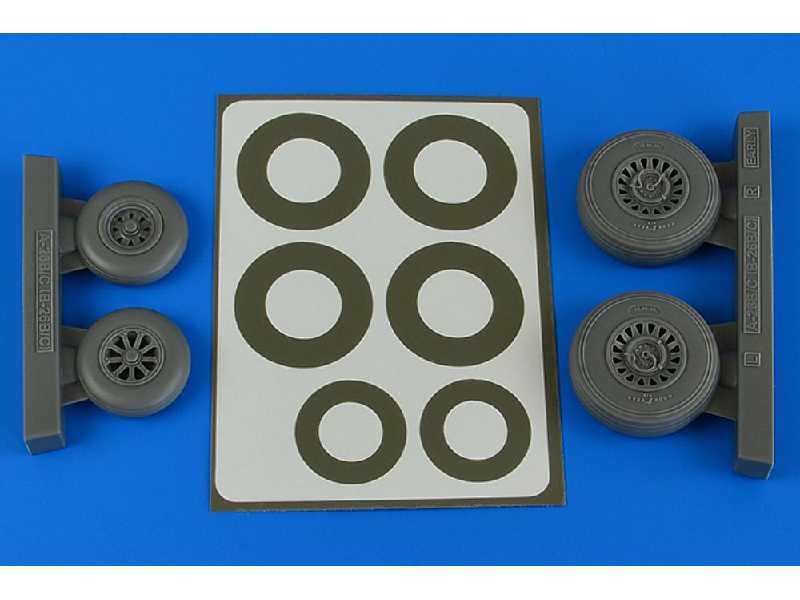 A-26B/C (B-26B/C) Invader wheels & paint masks early - zdjęcie 1 A-26B/C (B-26B/C) Invader wheels & paint masks early - zdjęcie 1