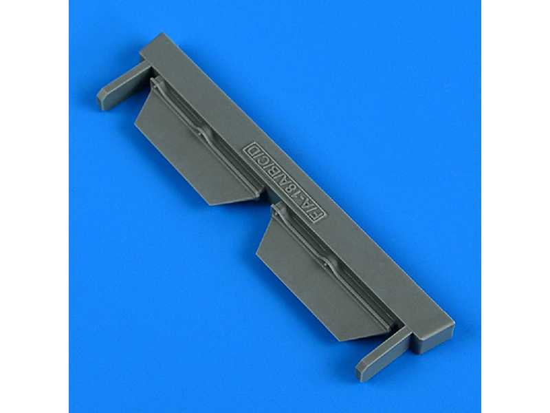 F/A-18 A/B/C/D LEX fences - zdjęcie 1 F/A-18 A/B/C/D LEX fences - zdjęcie 1
