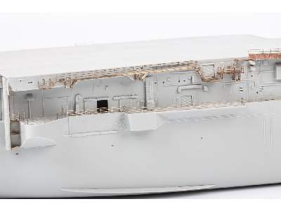 USS Intrepid CV-11 pt.2 1/350 - Trumpeter - zdjęcie 2