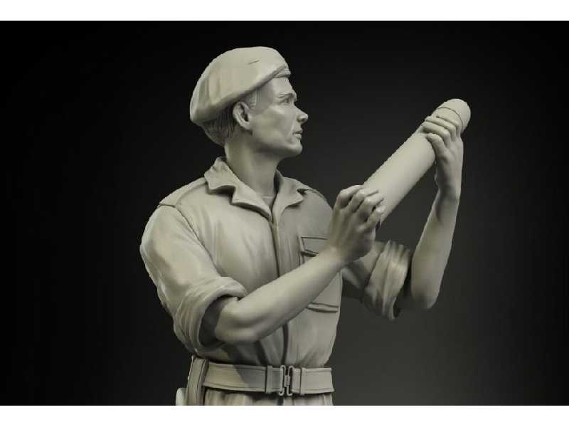 British Rac North Africa Loading 75mm Ammo Soldier No.2 - zdjęcie 1 British Rac North Africa Loading 75mm Ammo Soldier No.2 - zdjęcie 1