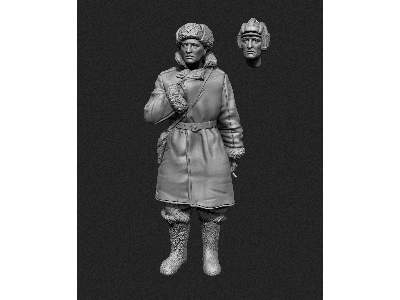 Soviet Tank Officer In Sheepskin Coat No.1 - zdjęcie 5