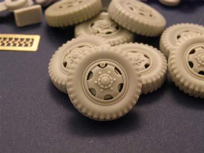 Road Wheels For Sd.Kfz 231/232 8 Rad - zdjęcie 3