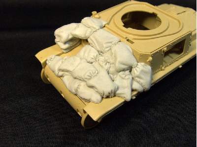 Sand Armor For Fiat 13/40 (Tamiya Kit) - zdjęcie 1