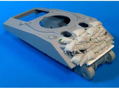 Sand Armor For M4 Sherman Tanks (Early Hull) - zdjęcie 2