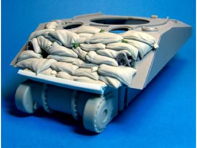 Sand Armor For M4 Sherman Tanks (Early Hull) - zdjęcie 3