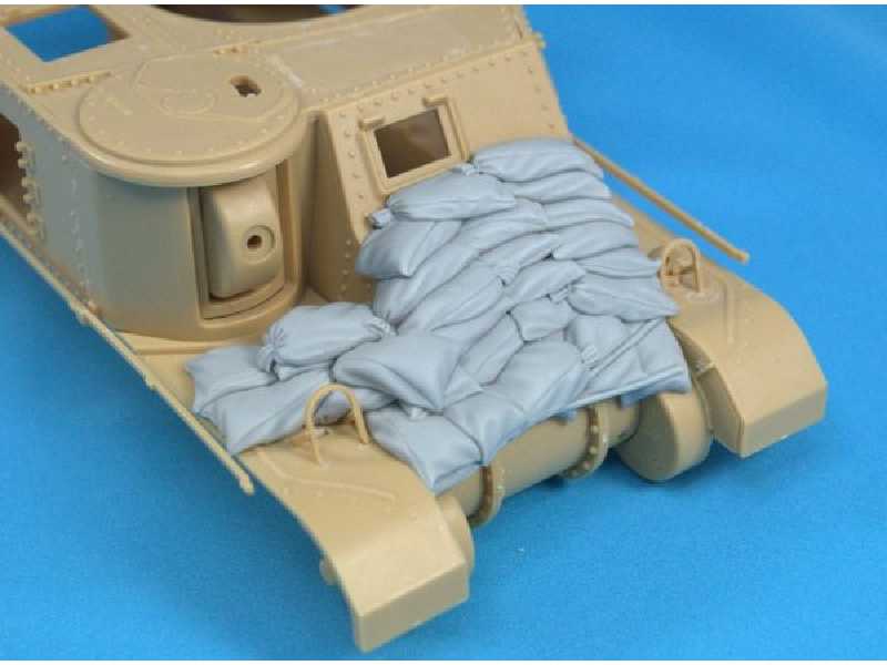 Sand Armor For M3 Grant (North Africa) - zdjęcie 1 Sand Armor For M3 Grant (North Africa) - zdjęcie 1