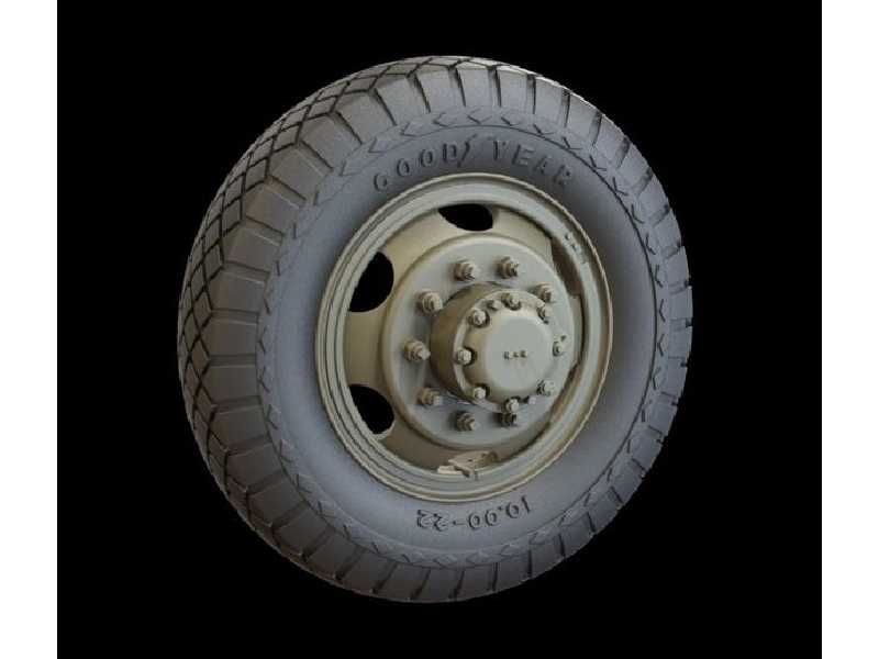 White 666 Road Wheels (Goodyear - zdjęcie 1