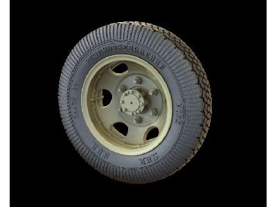 Zis-151 Road Wheels (Jaroslavskij Zavod) - zdjęcie 2