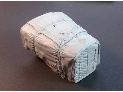 Mercedes 4500 Engine Deck With Canvas Cover - zdjęcie 2