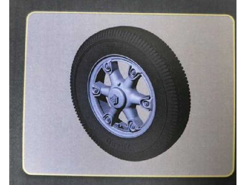 Krupp L3h163 Road Wheels (Commercial Pattern) - zdjęcie 1 Krupp L3h163 Road Wheels (Commercial Pattern) - zdjęcie 1