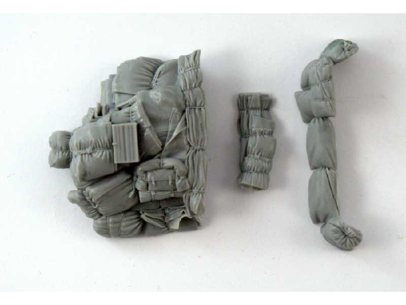 Stowage Set For Semovente M40-75/18 - zdjęcie 1 Stowage Set For Semovente M40-75/18 - zdjęcie 1
