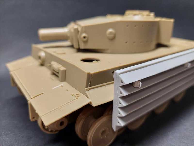 Tiger I Wooden Sapper "bruckentafel" - zdjęcie 1 Tiger I Wooden Sapper "bruckentafel" - zdjęcie 1