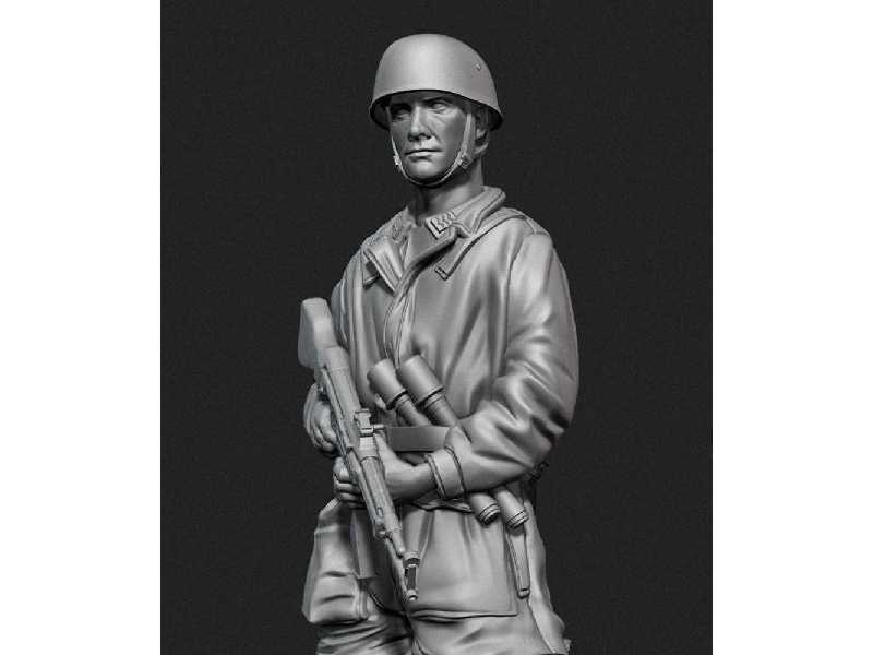 German Fallschirmjäger Oder Front No.1 - zdjęcie 1 German Fallschirmjäger Oder Front No.1 - zdjęcie 1