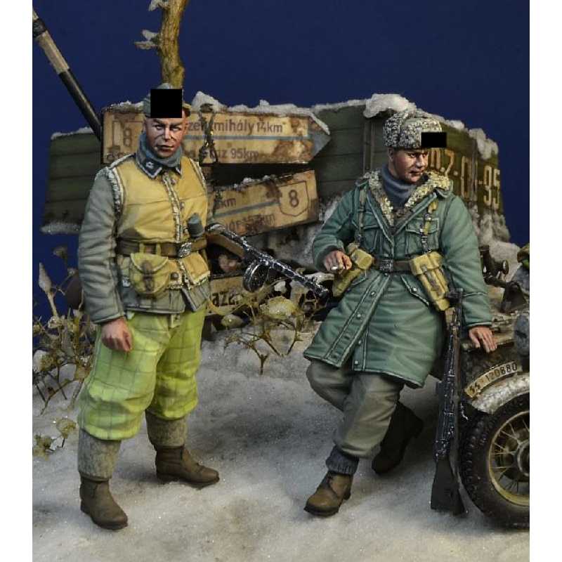 Żołnierze Waffen SS - Węgry - zima 1945 - zdjęcie 1 Żołnierze Waffen SS - Węgry - zima 1945 - zdjęcie 1