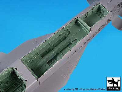 F-111 Bomb + Wheel Bays For Hobby Boss - zdjęcie 4