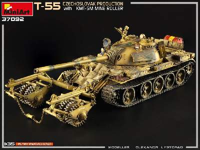 T-55 z trałem przeciwminowym Kmt-5m - produkcja czechosłowacka - zdjęcie 57