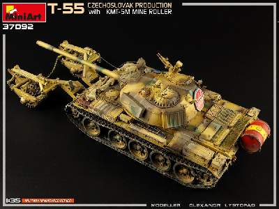 T-55 z trałem przeciwminowym Kmt-5m - produkcja czechosłowacka - zdjęcie 61