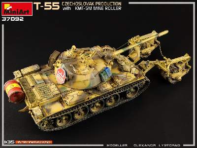 T-55 z trałem przeciwminowym Kmt-5m - produkcja czechosłowacka - zdjęcie 62