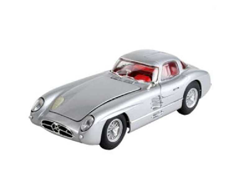 Mercedes-Benz 300 SLR - zestaw podarunkowy - zdjęcie 1 Mercedes-Benz 300 SLR - zestaw podarunkowy - zdjęcie 1
