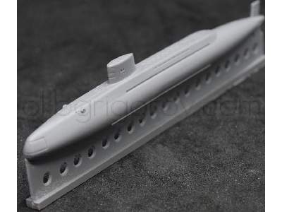 Royal Navy Resolution Class Submarine - zdjęcie 3