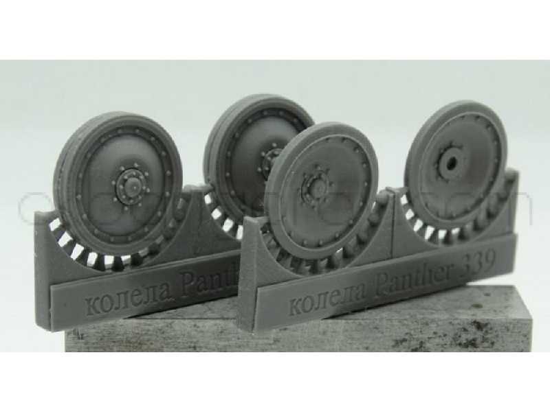 Wheels For Pz.V Panther, With 16 Bolts - zdjęcie 1 Wheels For Pz.V Panther, With 16 Bolts - zdjęcie 1
