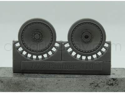Wheels For Pz.V Panther, With 32 Bolts - zdjęcie 3
