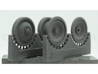 Wheels For Pz.V Panther, With 16 Bolts And 16 Rivets - zdjęcie 2