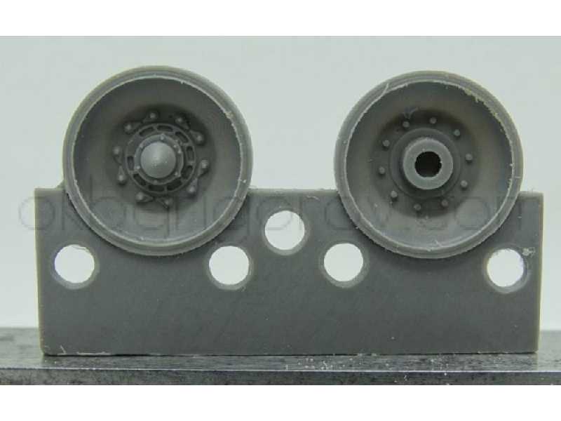 Wheels For Challenger 2, Type 2 - zdjęcie 1 Wheels For Challenger 2, Type 2 - zdjęcie 1