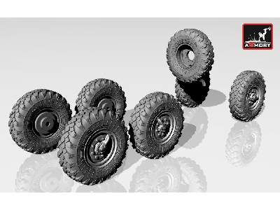 Zil-131 Wheels W/ M-93 Tires - zdjęcie 2