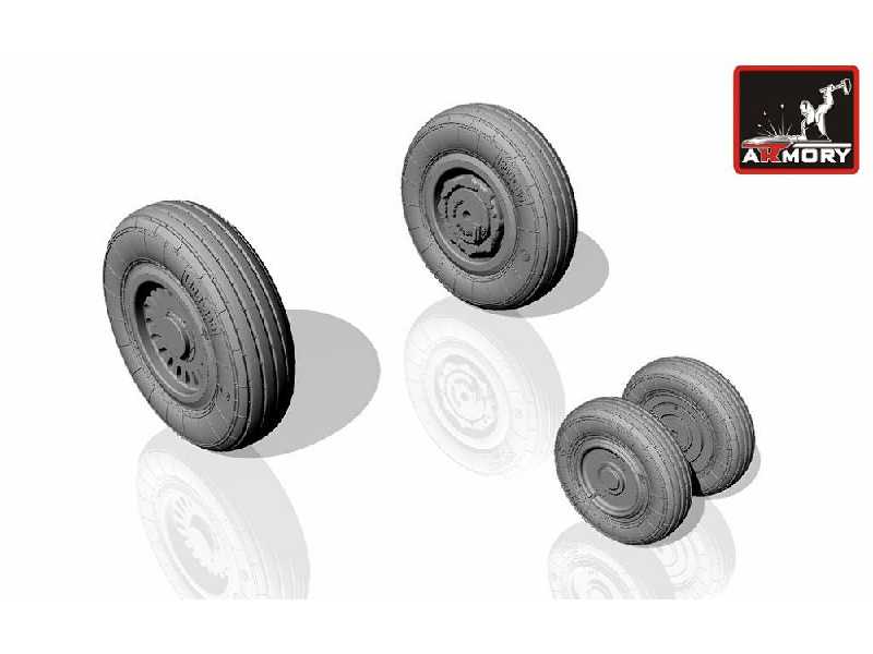 Mikoyan Mig-25 Foxbat Wheels - zdjęcie 1 Mikoyan Mig-25 Foxbat Wheels - zdjęcie 1